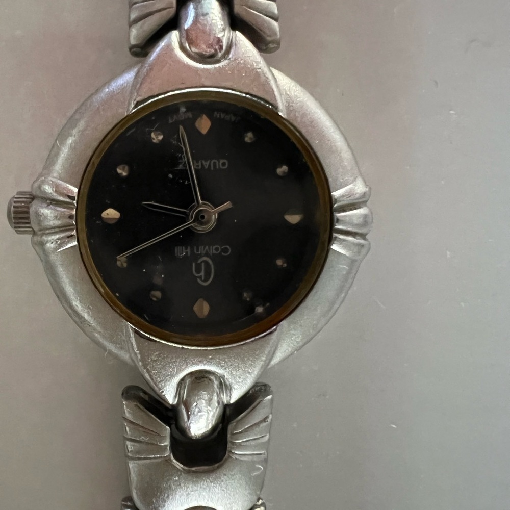 Calm Hill Woman Watch